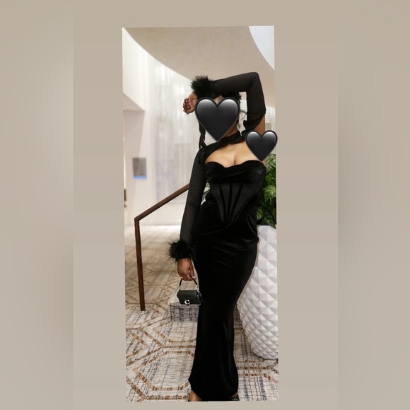 thalia long sleeve feather trim velvet corset dress with shrug House of CB | Dresses | Elegant Black Evening Black & White Plaid xx01.29.26 based brand house of color:Icy Pink